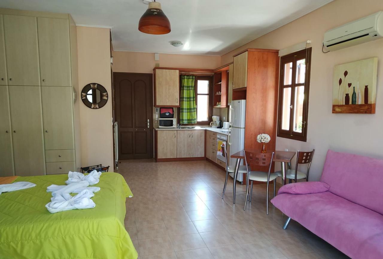 Gaea Gardens Studios & Villas Petra  Zewnętrze zdjęcie
